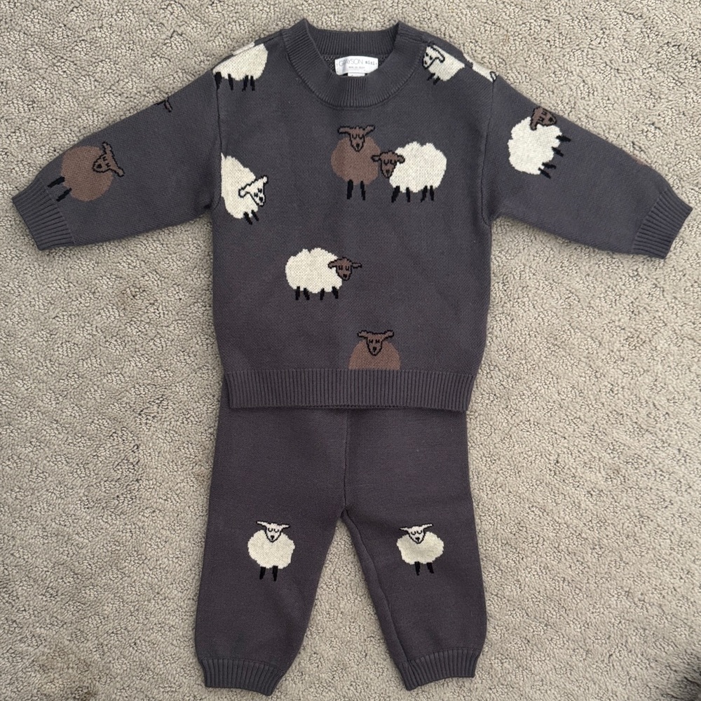 Cozy Sheep Pattern Kids Matching Set - Gray and Brown